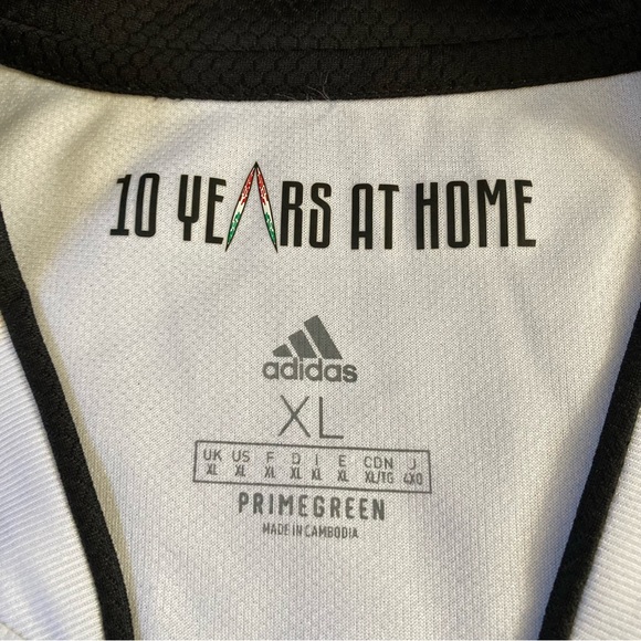 Juventus 21/22 Home Soccer Jersey Shirt Adidas GS1442 Men's Sz XL - Picture 5 of 8